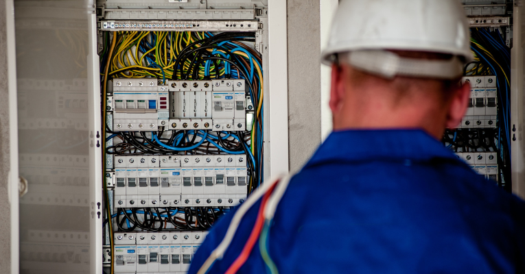 Opasnost od električne energije OEE